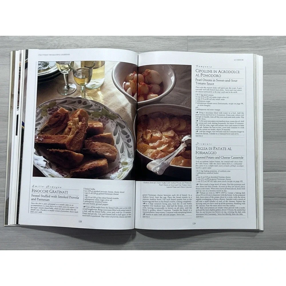 Italy Today The Beautiful Cookbook Lorenza de Medici Italian Recipes 256 Pages